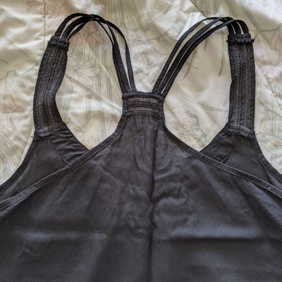 Tank top - Picture 3 of 3